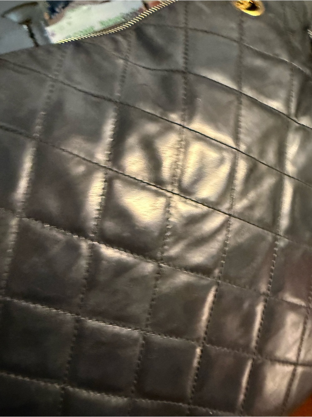 Authentic Vintage Chanel dome shoulder bag - Picture 11 of 14